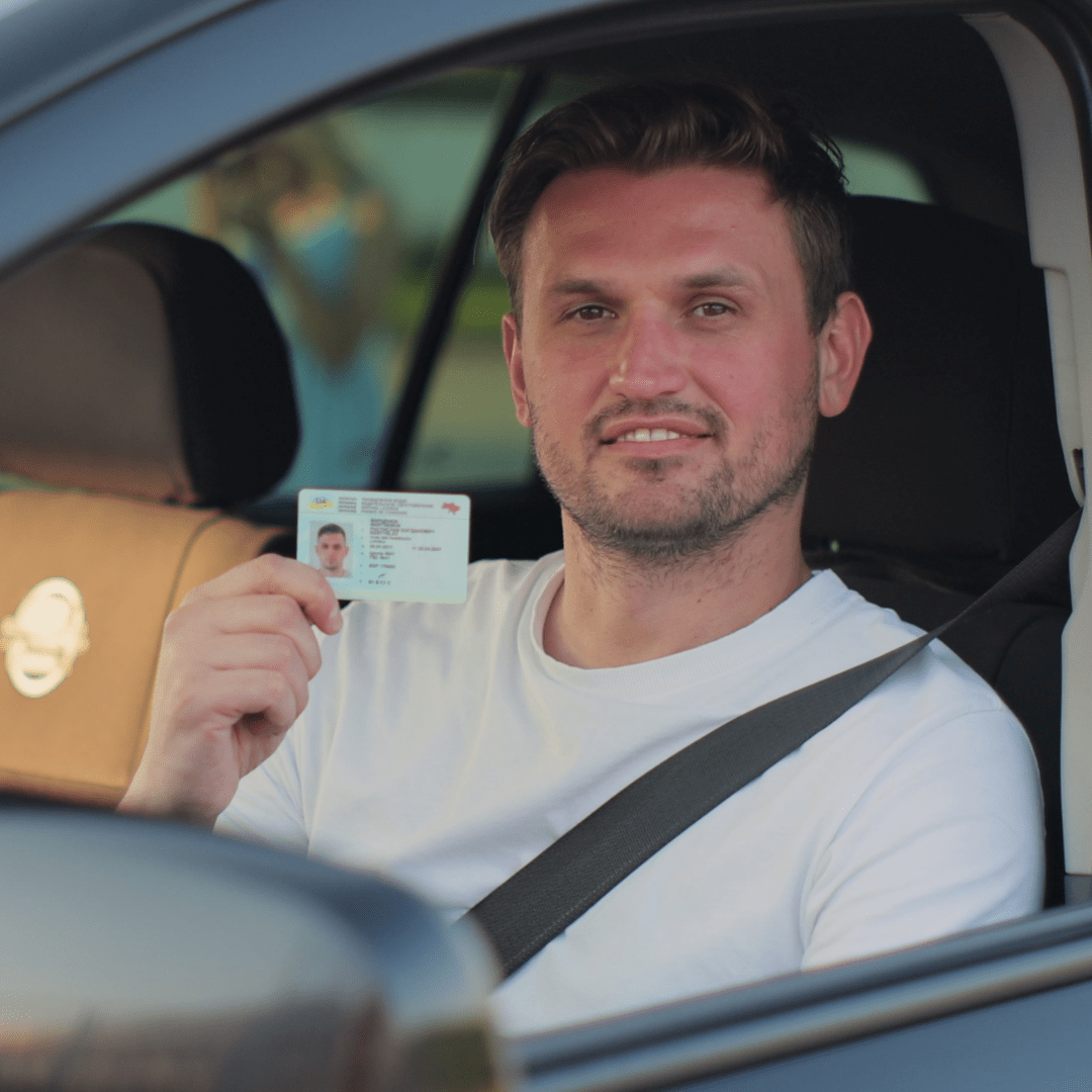 Licencia B1 Para Carro Particular | AutoRivera